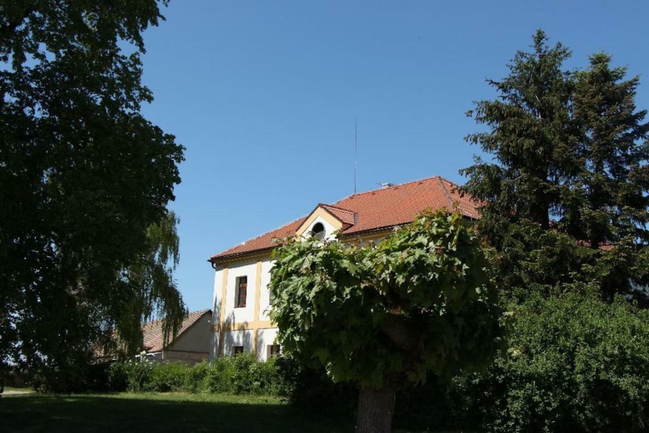 Adela'S Czech Village House Vsejany Exterior photo